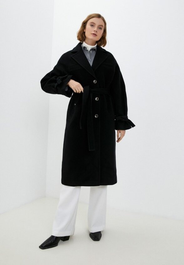 Пальто-кокон B.L.E.S.