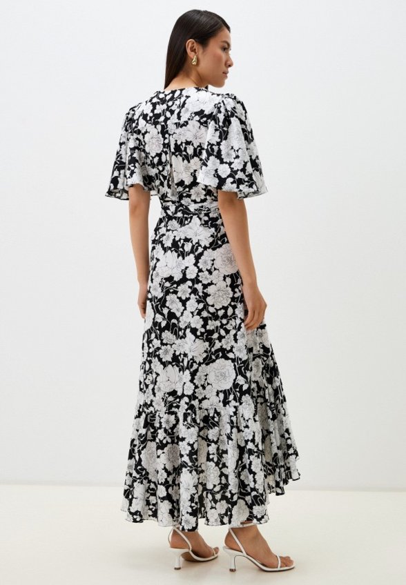 Платье Voluminous