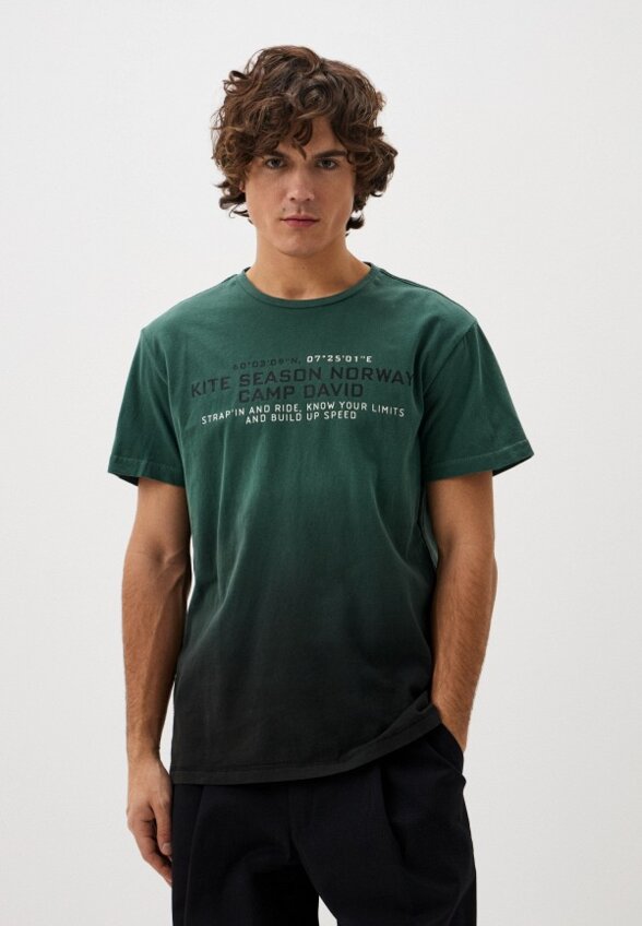 Футболка Camp David