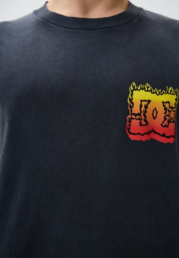 Футболка DC Shoes