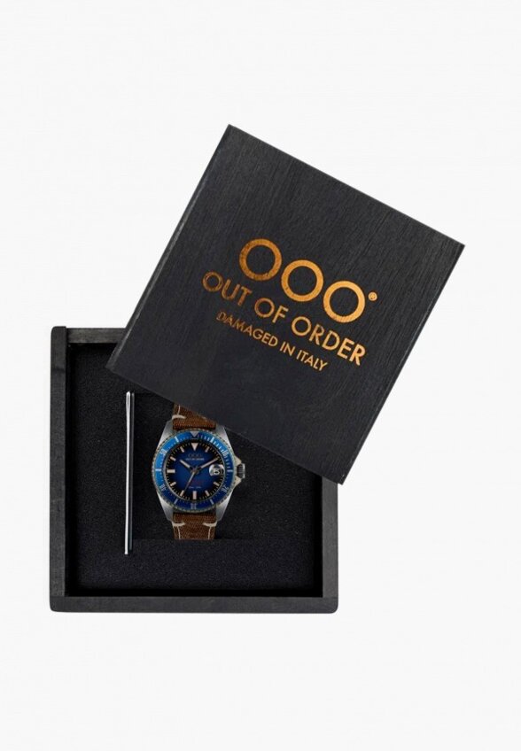 Часы Out of Order