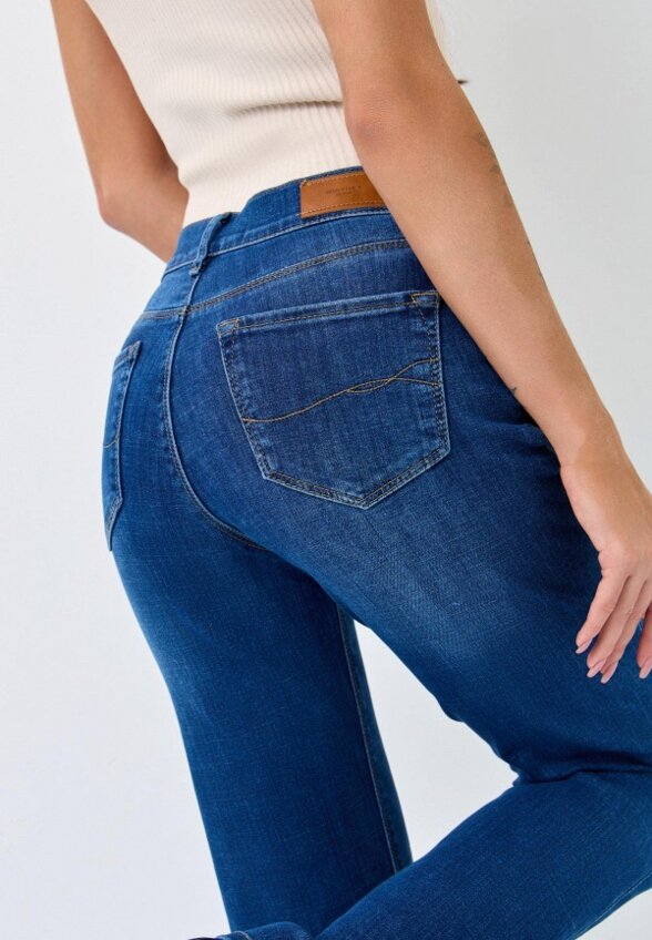 Джинсы Whitney