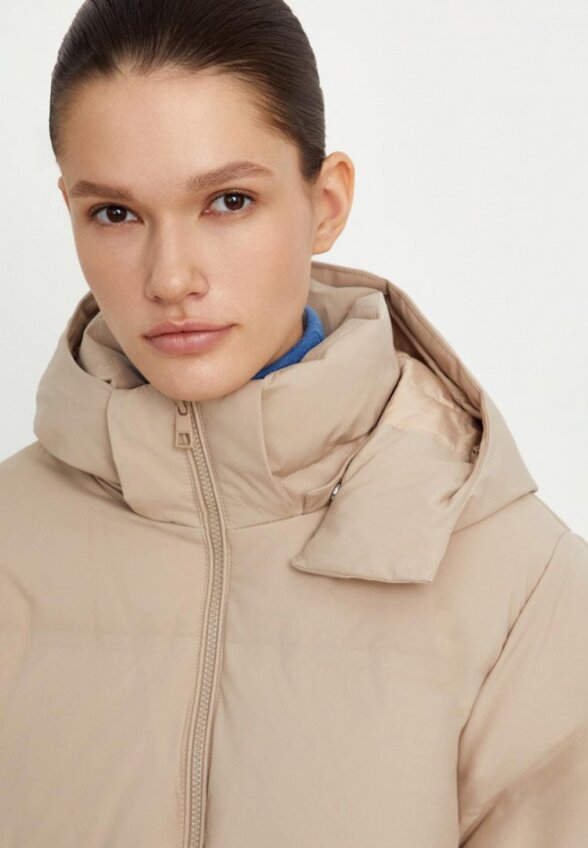 Пуховик Finn Flare