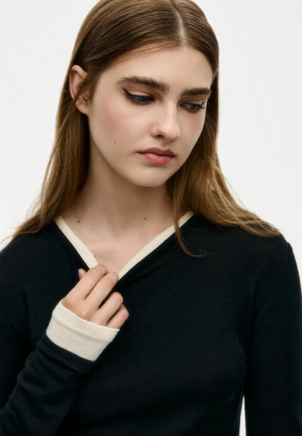 Лонгслив Yollo