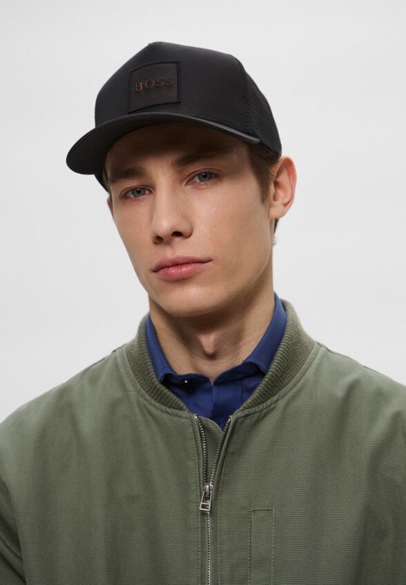 Бейсболка Boss