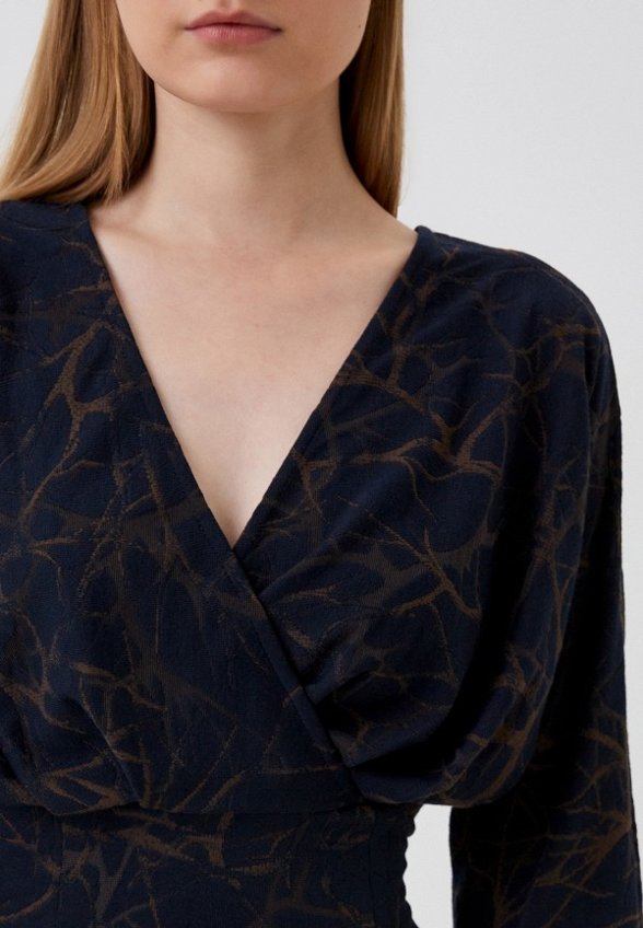 Платье MadaM T