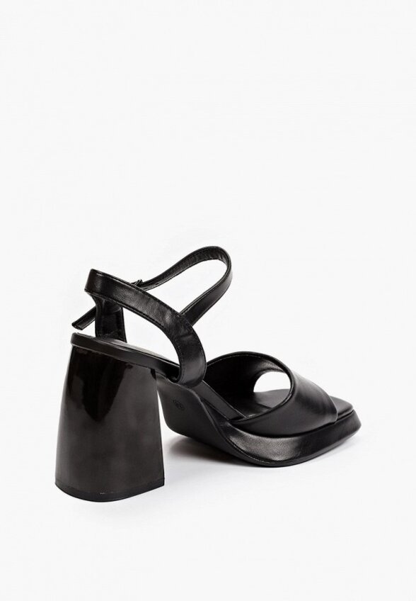 Босоножки Camille