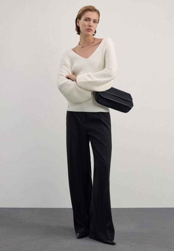 Пуловер Zarina