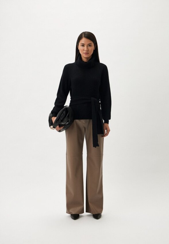 Свитер Caractere