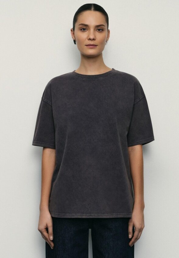 Футболка Zarina