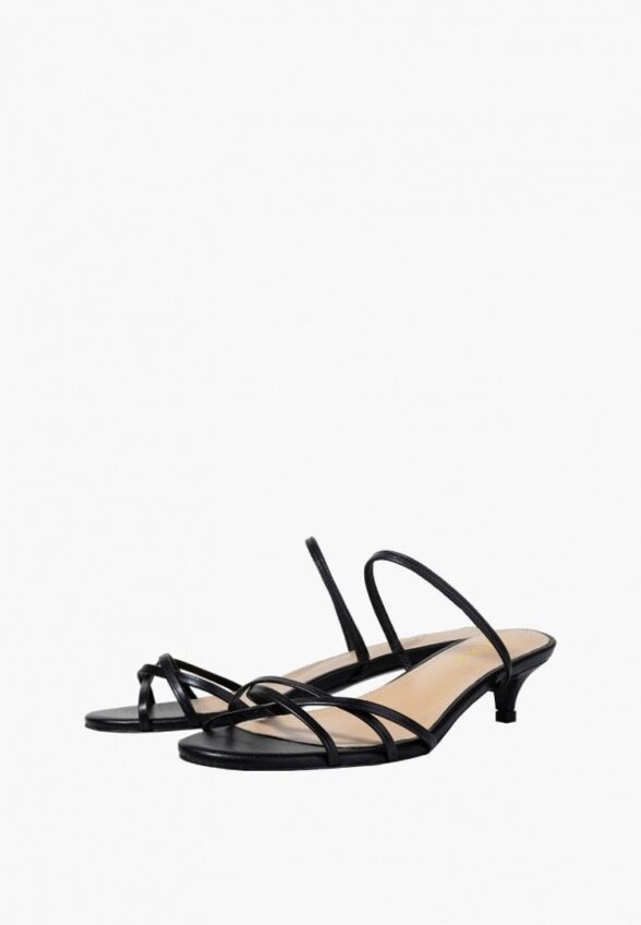 Босоножки Raden