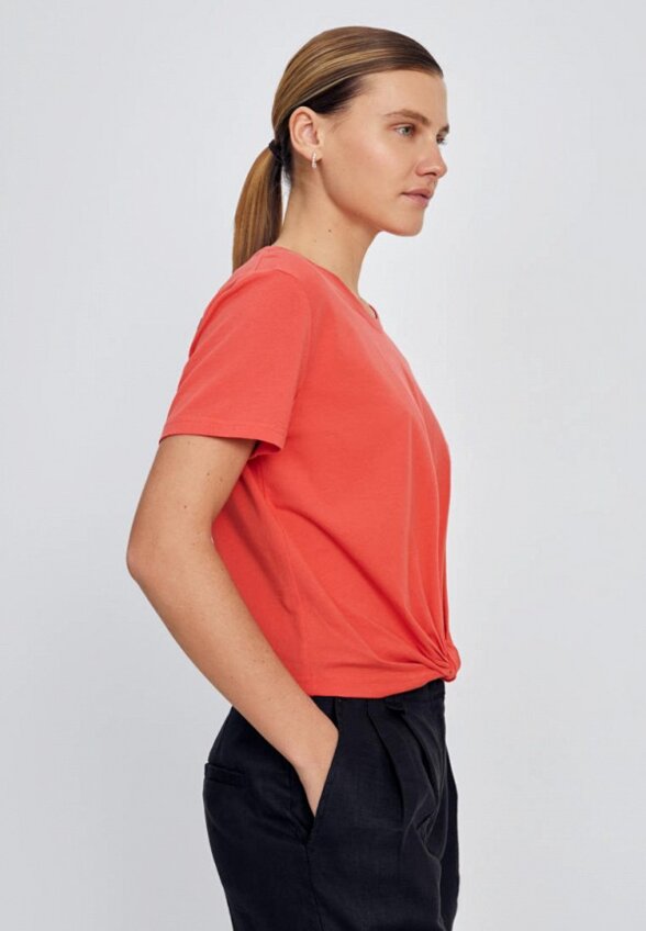 Футболка Finn Flare