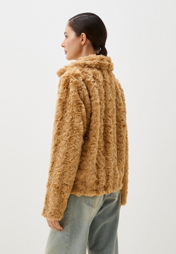 Куртка меховая Luhta