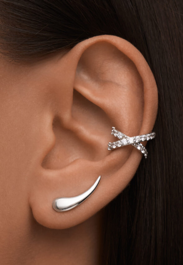 Двойной серебряный кафф с фианитами MIE