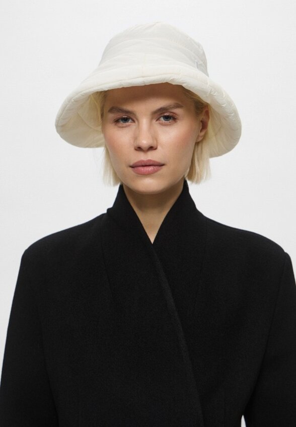 Панама Trussardi