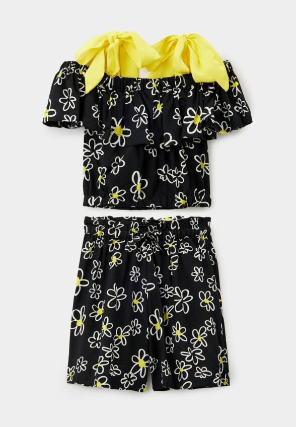 Топ и шорты PlayToday