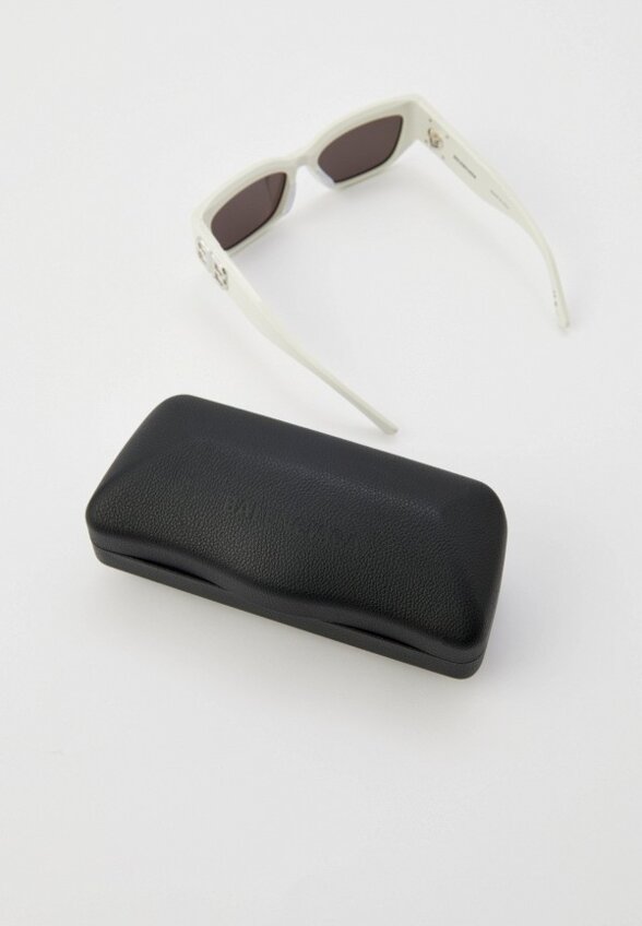 Очки солнцезащитные Balenciaga