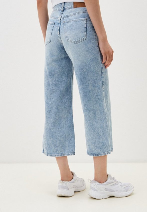 Джинсы Terranova