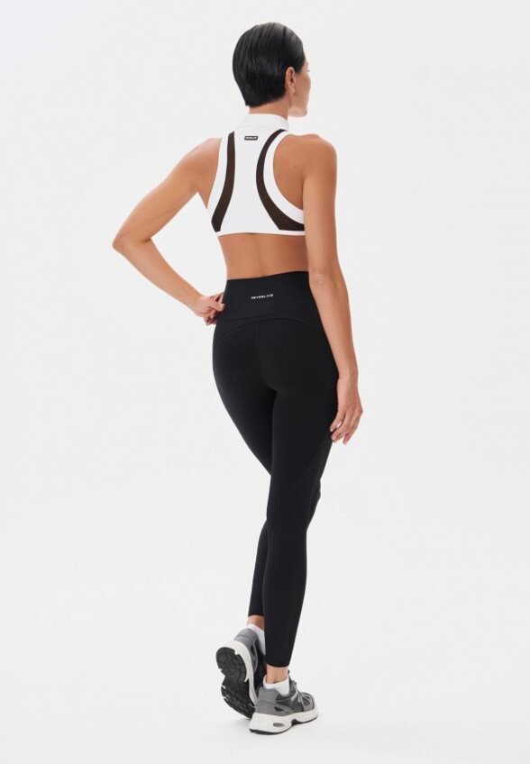 Топ спортивный Neverlate