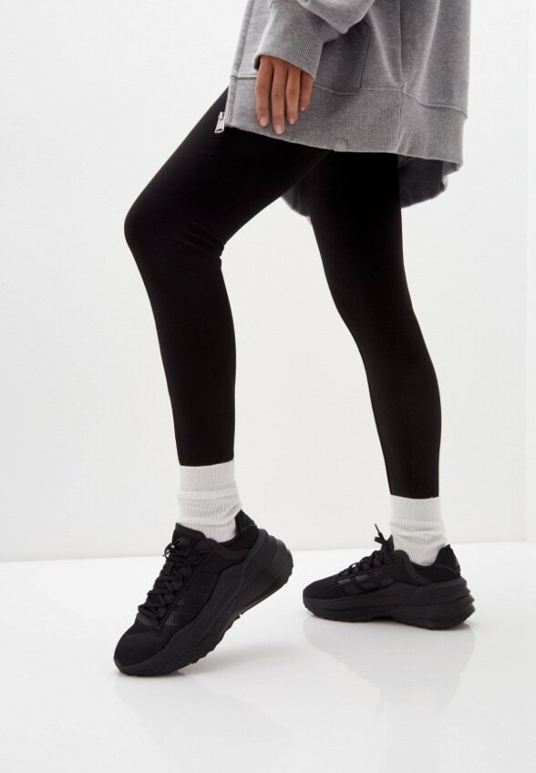 Кроссовки adidas