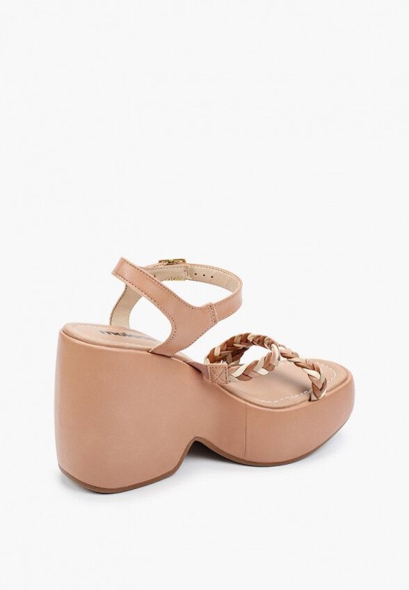 Босоножки Moleca