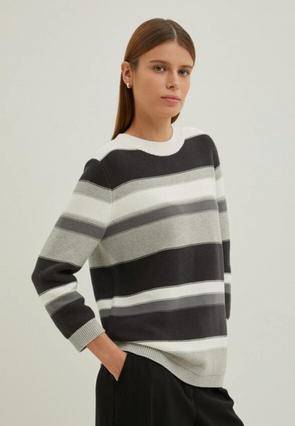 Джемпер Finn Flare