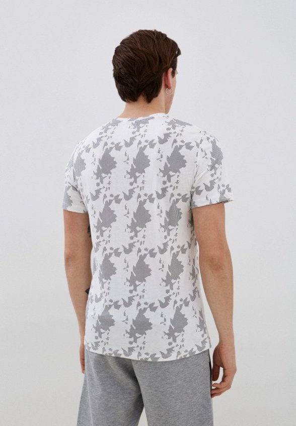 Футболка Colin's