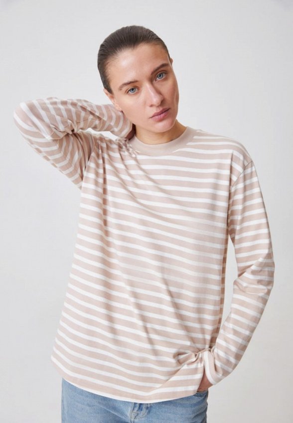 Лонгслив Antiga