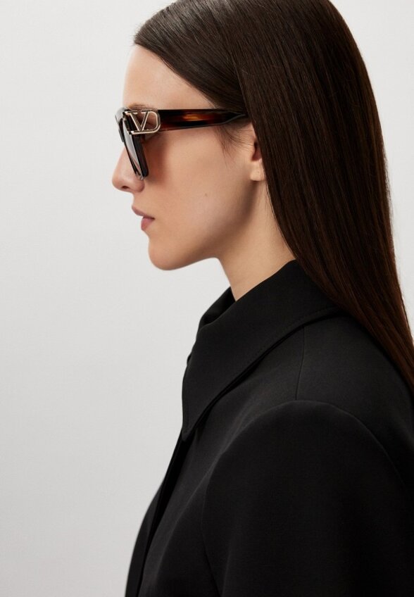Очки солнцезащитные Valentino