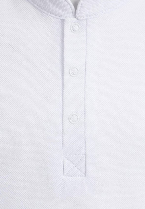 Поло Апрель