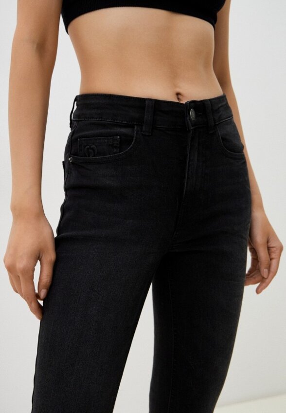 Джинсы Desigual