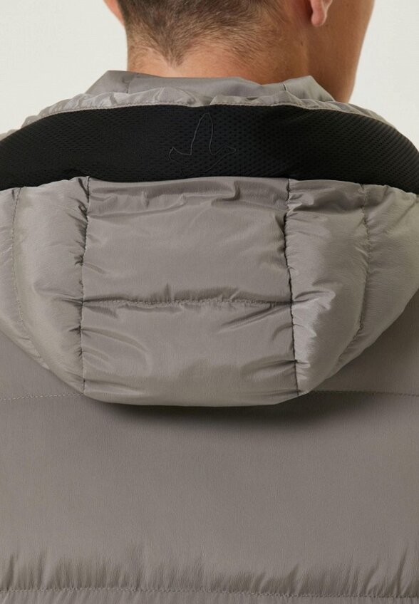 Жилет утепленный Club