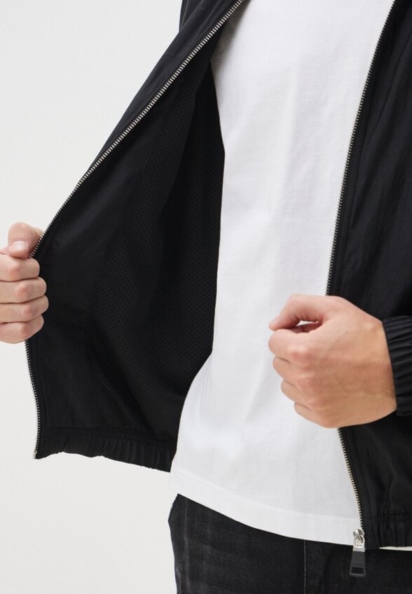 Ветровка Lacoste