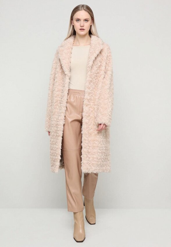 Пальто меховое Alef