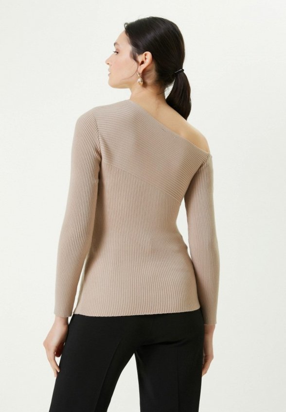 Джемпер NetWork