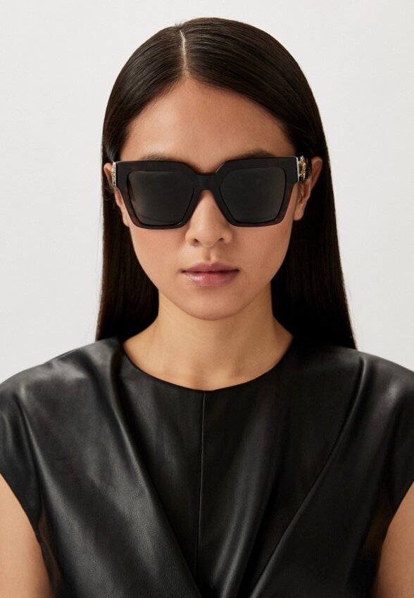 Очки солнцезащитные Versace