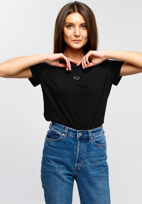 Футболка Апрель