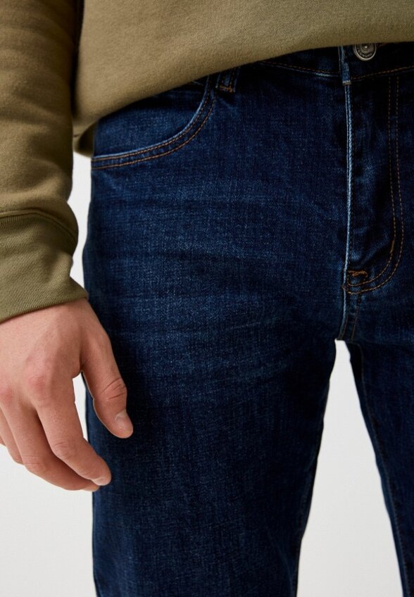 Джинсы Mossmore