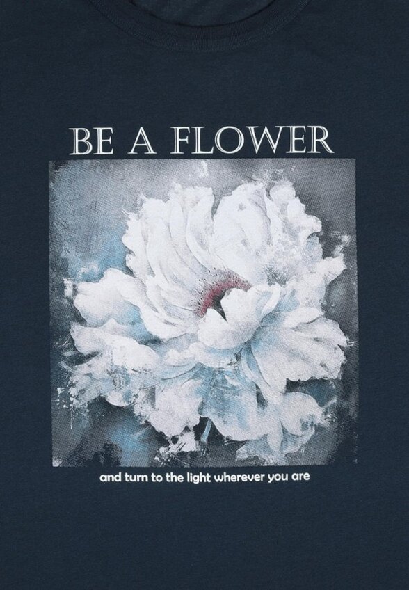 Футболка Апрель