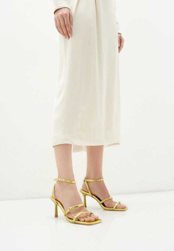 Босоножки Betsy