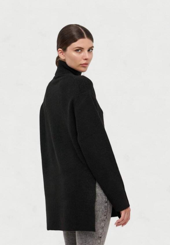 Свитер Terranova