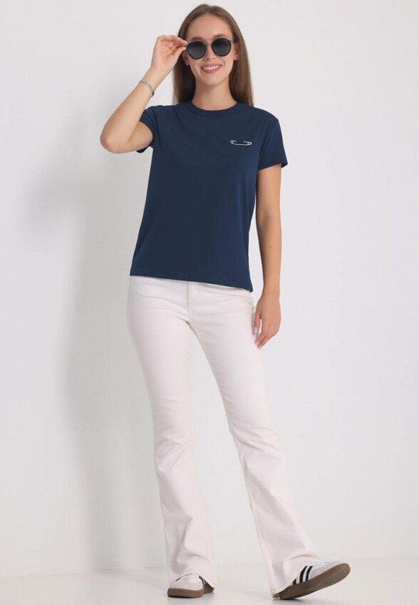 Футболка Апрель