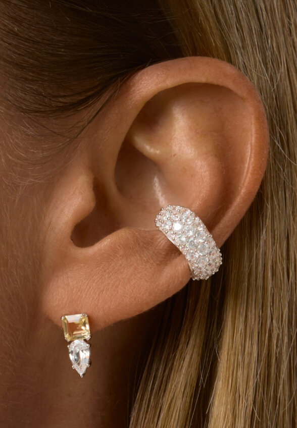 Крупный кафф из серебра с белыми камнями MIE