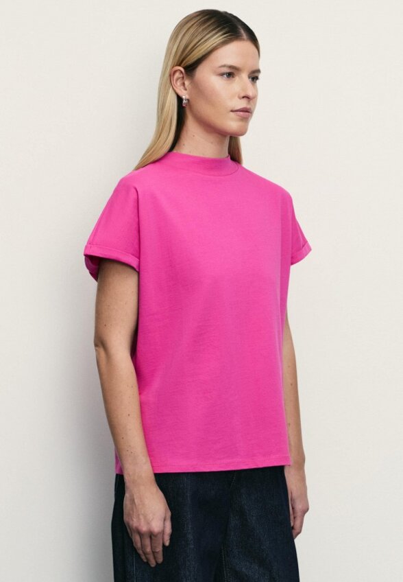 Футболка Zarina