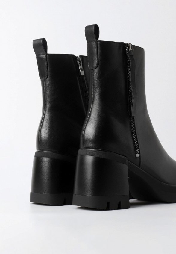 Ботильоны Nominee