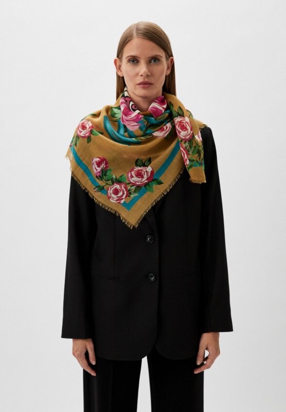 Платок Moschino