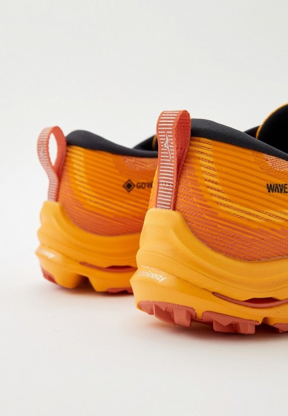 Кроссовки Mizuno