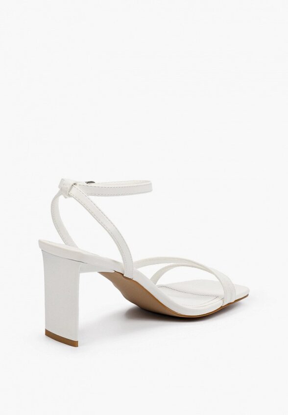 Босоножки Betsy