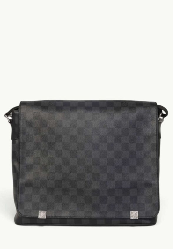 Louis Vuitton District