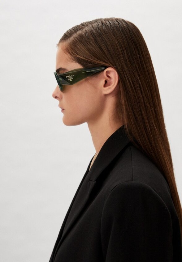 Очки солнцезащитные Prada